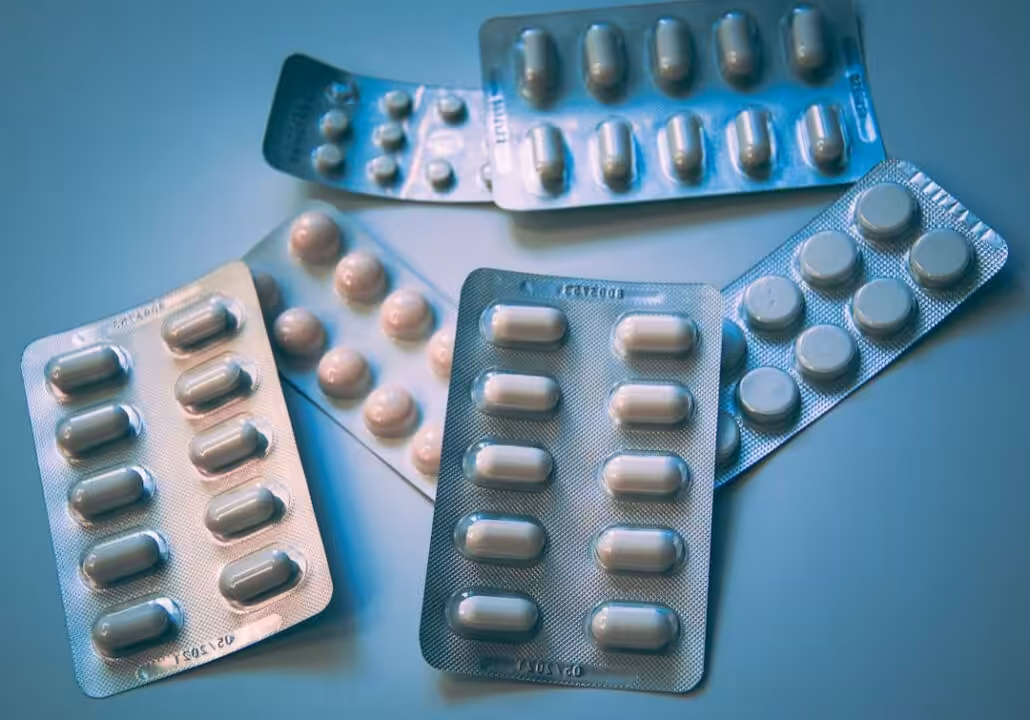 Paracétamol et mal de tête : quel dosage adopter et quand consulter un médecin