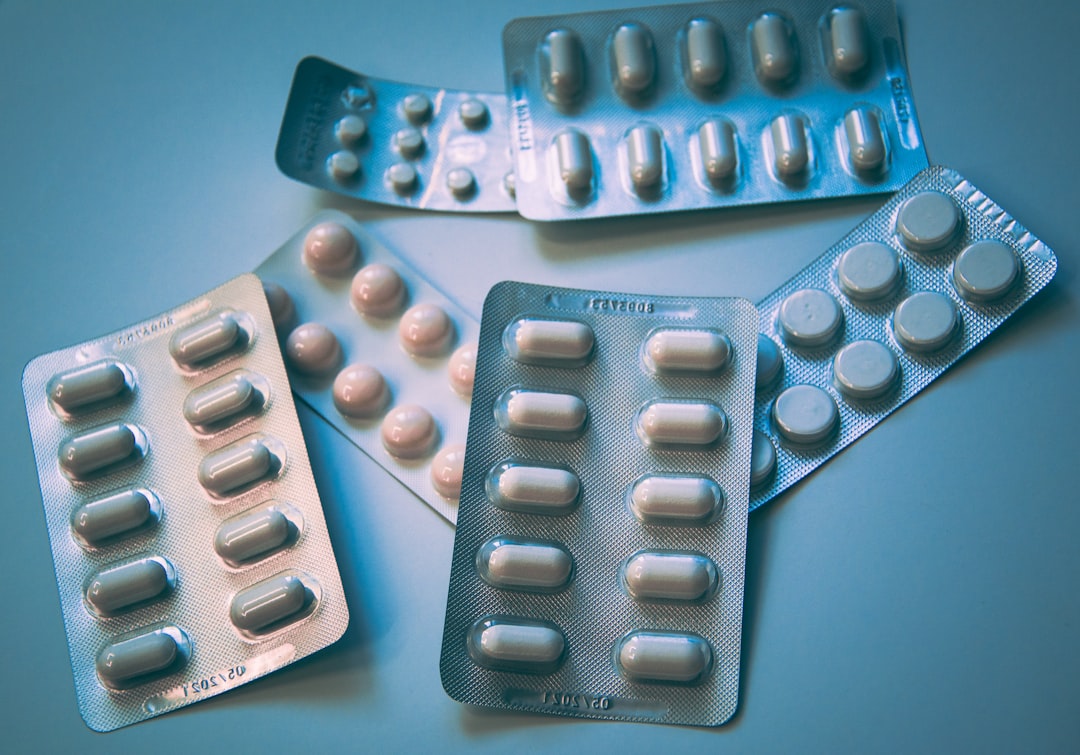 Paracétamol et mal de tête : quel dosage adopter et quand consulter un médecin